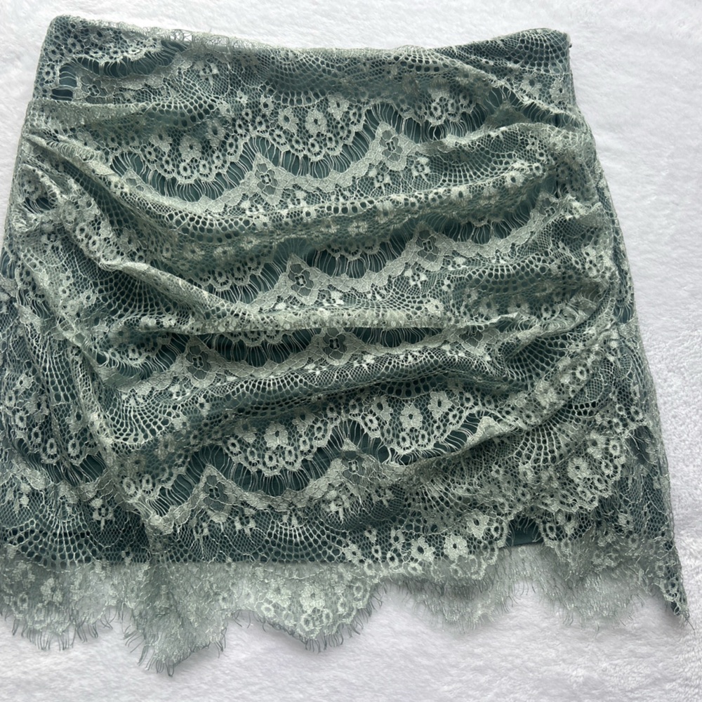 Free People Sage Green Lace Mini Skirt Size 4 NWT